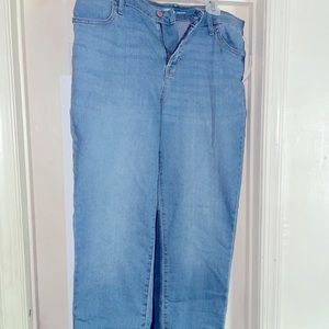 Old Navy Super Skinny Jeans size 14